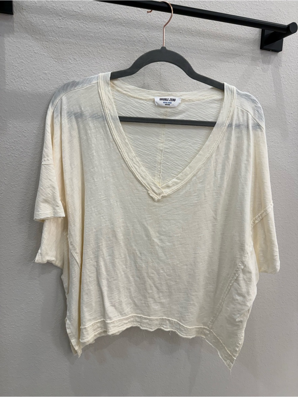 Double Zero, Cream V-Neck Tee